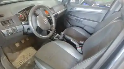 Vehicul casat opel astra h sedán (a04) 1.7 cdti (l69) al anului 2009 alimentat z17dtr