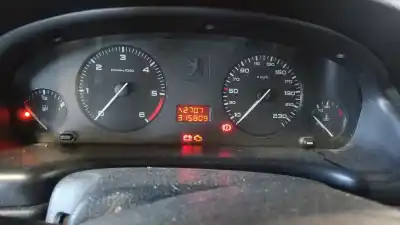 Vehicul casat peugeot 406 (8b) 2.0 hdi 110 al anului 2002 alimentat rhz