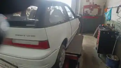 Veículo de Sucata suzuki swift sf berlina (ea) gs do ano 1995 alimentado g13ba