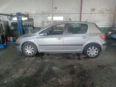 Veículo de Sucata peugeot 307 (3a/c) 2.0 hdi 90 do ano 2001 alimentado rhy (dw10td)