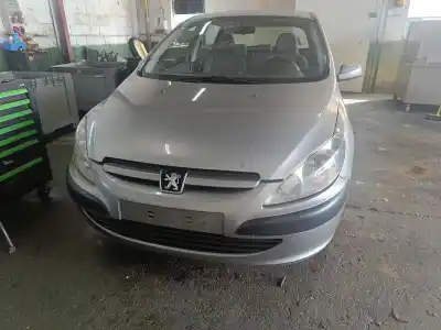 Veículo de Sucata peugeot 307 (3a/c) 2.0 hdi 90 do ano 2001 alimentado rhy (dw10td)