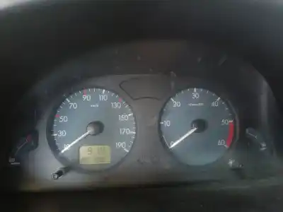 Veicolo di demolizione CITROEN SAXO (S0, S1)  dell'anno 2001 alimentato VJX