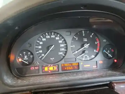 Veículo de Sucata BMW 5 (E39)  do ano 1999 alimentado M57 D30 (306D1)