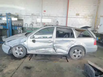 Véhicule à la ferraille VOLKSWAGEN GOLF IV VARIANT (1J5)  de l'année 1999 alimenté AHF