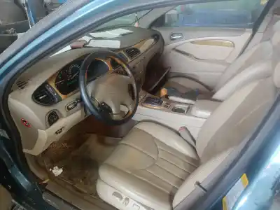 Véhicule à la ferraille jaguar s-type ii (x200) 3.0 v6 de l'année 1999 alimenté fb(ajv6),fg(ajv6)