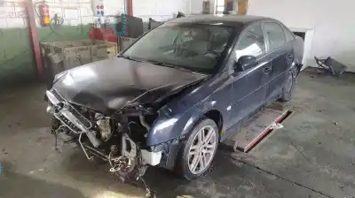 Veicolo di demolizione opel vectra c (z02) 1.9 cdti (f69) dell'anno 2004 alimentato z19dth