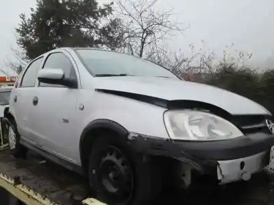 Veicolo di demolizione opel corsa c cosmo dell'anno 2003 alimentato z12xe