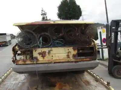 Veicolo di demolizione seat 131 basico dell'anno 1981 alimentato 