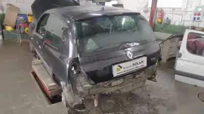 Vehicul casat renault clio ii fase ii (b/cb0) authentique al anului 2005 alimentat k4j c7