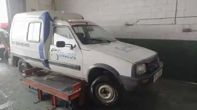 Véhicule à la ferraille CITROEN C15  de l'année 2000 alimenté D-161-A