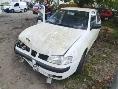Veículo de Sucata seat ibiza ii (6k1) 1.9 sdi do ano 1999 alimentado aqm