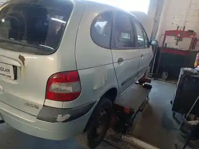 Veicolo di demolizione renault scénic i monospace (ja0/1_, fa0_) 1.9 dti (ja1u) dell'anno 2002 alimentato f9q 744