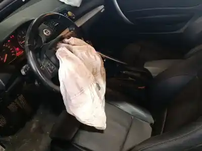 Veículo de Sucata bmw 1 (e87) 116 d do ano 2011 alimentado n47 d20 c