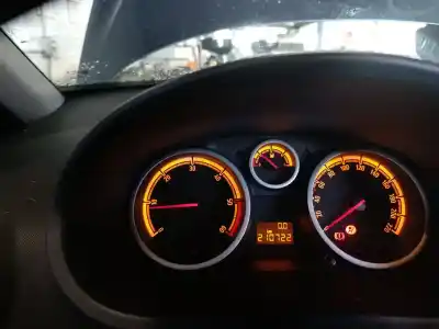 Véhicule à la ferraille opel corsa d (s07) 1.3 cdti (l08, l68) de l'année 2008 alimenté z 13 dtj