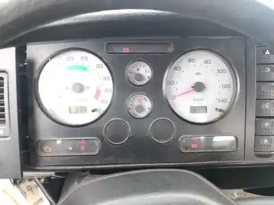 Veicolo di demolizione nissan atleon 120 atleon 120 dell'anno 2004 alimentato bd30