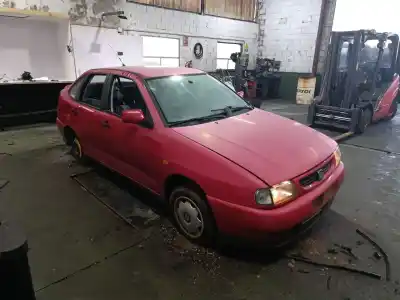 Scrapping Vehicle seat cordoba (6k1, 6k2) 1.6 i of the year 1998 powered aee