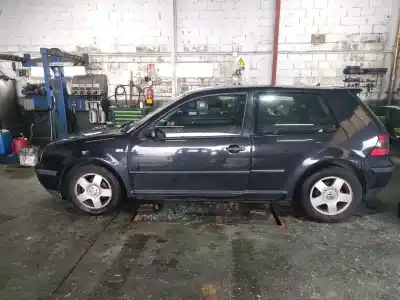 Scrapping Vehicle VOLKSWAGEN GOLF IV (1J1)  of the year 2000 powered AGP