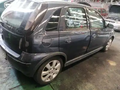 Sloopvoertuig opel corsa c silverline van het jaar 2006 aangedreven z12xep