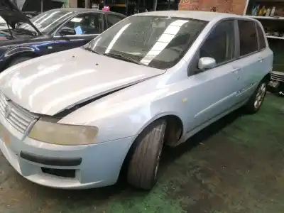 Vehicul casat fiat stilo (192) 1.9 jtd cat al anului 2002 alimentat 192a1000