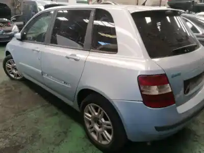 Vehicul casat fiat stilo (192) 1.9 jtd cat al anului 2002 alimentat 192a1000