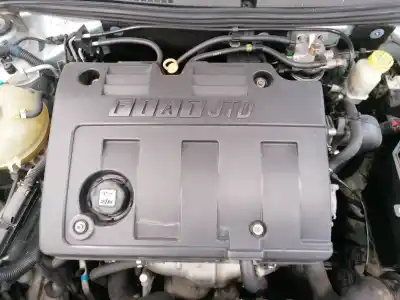 Vehicul casat fiat stilo (192) 1.9 jtd cat al anului 2002 alimentat 192a1000