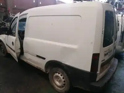 Veículo de Sucata opel combo familiar do ano 2003 alimentado y17dtl