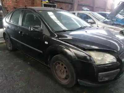 Veículo de Sucata ford focus berlina (cap) ambiente (d) do ano 2006 alimentado hhda