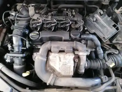 Veículo de Sucata ford focus berlina (cap) ambiente (d) do ano 2006 alimentado hhda