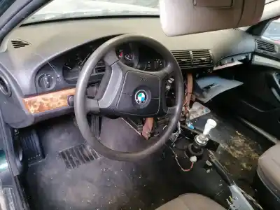 Veicolo di demolizione bmw serie 5 berlina (e39) 523i dell'anno 1997 alimentato 