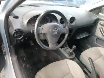 Sloopvoertuig seat ibiza (6l1) stella van het jaar 2003 aangedreven asy