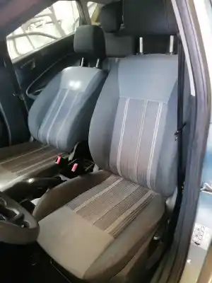 Sloopvoertuig ford fiesta (cb1) trend van het jaar 2011 aangedreven 