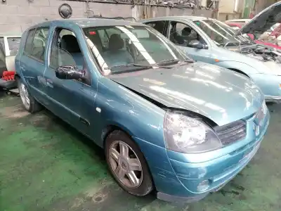 Veículo de Sucata renault                                            clio ii fase ii (b/cb0)                                                                                                                                                                                                                                    k9k702                                                                                                                                                                                                                                                     do ano 2005 alimentado k9k702