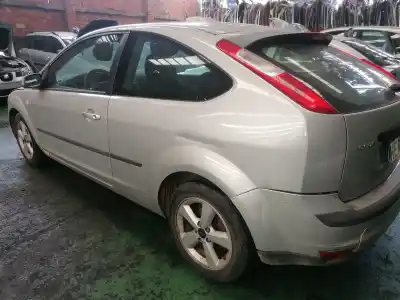 Sloopvoertuig ford focus berlina (cap) 1.6 cat van het jaar 2005 aangedreven 