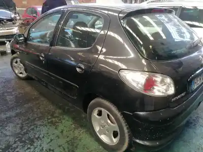 Veicolo di demolizione peugeot 206 berlina x-line refri dell'anno 2005 alimentato 8hz