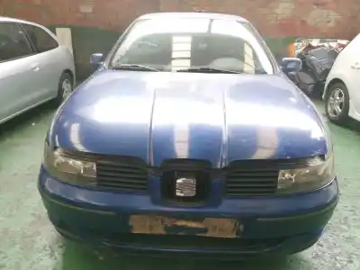 Здавання транспортного засобу SEAT                                               LEON (1M1)                                                                                                                                                                                                                                                 Stella року 2000 потужний 