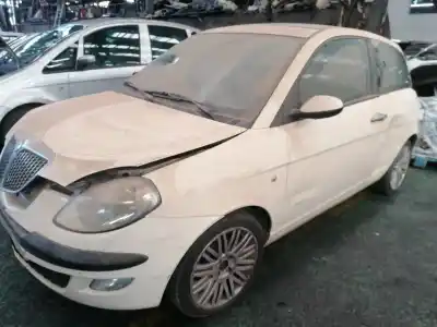 Утилизация автомобиля lancia ypsilon (101) 1.4 16v platino года 2003 питание 843a1000