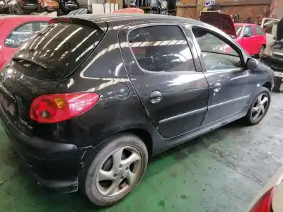 Vehicul casat peugeot 206 berlina x-line refri al anului 2006 alimentat 8hz