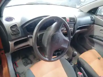 Veículo de Sucata kia picanto 1.0 lx do ano 2004 alimentado g4he