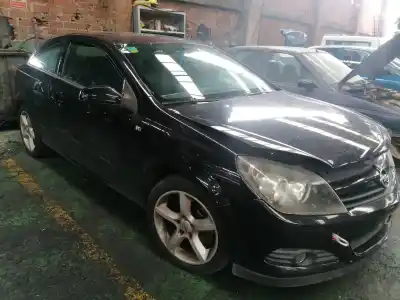 Здавання транспортного засобу opel astra gtc 1.9 cdti року 2005 потужний 