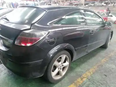 Здавання транспортного засобу opel astra gtc 1.9 cdti року 2005 потужний 