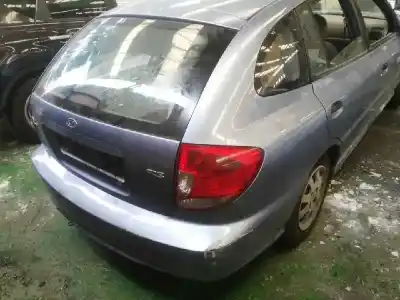Veicolo di demolizione kia rio 1.3 cat dell'anno 2005 alimentato 