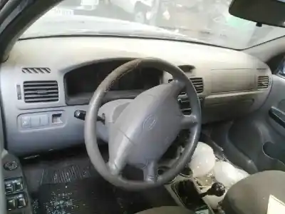 Veicolo di demolizione kia rio 1.3 cat dell'anno 2005 alimentato 