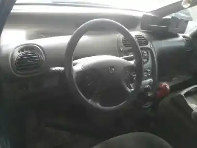 Vehicul casat citroen xsara picasso 2.0 hdi cat (rhy / dw10td) al anului 2000 alimentat rhy