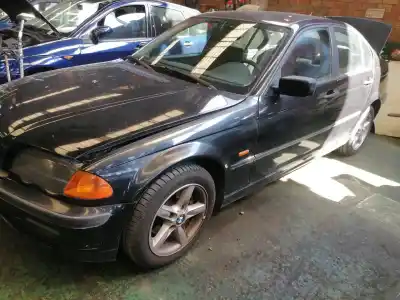 Veículo de Sucata bmw serie 3 berlina (e46) 320d do ano 2001 alimentado 