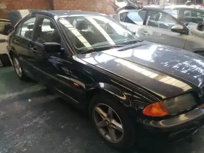 Veículo de Sucata bmw serie 3 berlina (e46) 320d do ano 2001 alimentado 