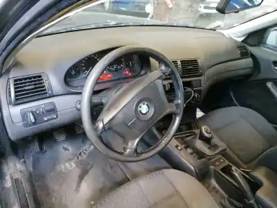 Veículo de Sucata bmw serie 3 berlina (e46) 320d do ano 2001 alimentado 