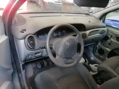 Здавання транспортного засобу renault scenic (ja..) 1.9 dci authentique року 2003 потужний f9q732