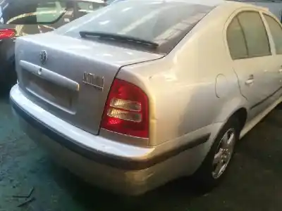 Hurda Aracı skoda octavia berlina (1u2) 1.6 yılın 2004 güçlü bfq