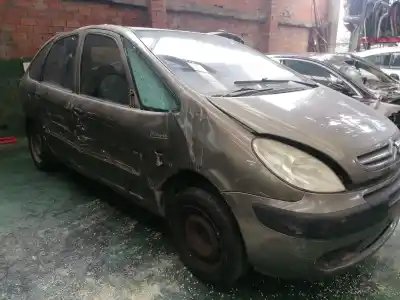Veículo de Sucata citroen xsara picasso (n68) 1.6 hdi do ano 2011 alimentado 9hx