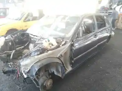 Veículo de Sucata bmw serie 3 berlina (e46) 318i do ano 1999 alimentado 194e1